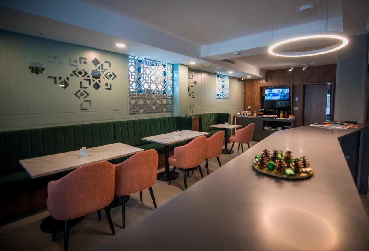 Element Otel Alba Iulia Dış mekan fotoğraf